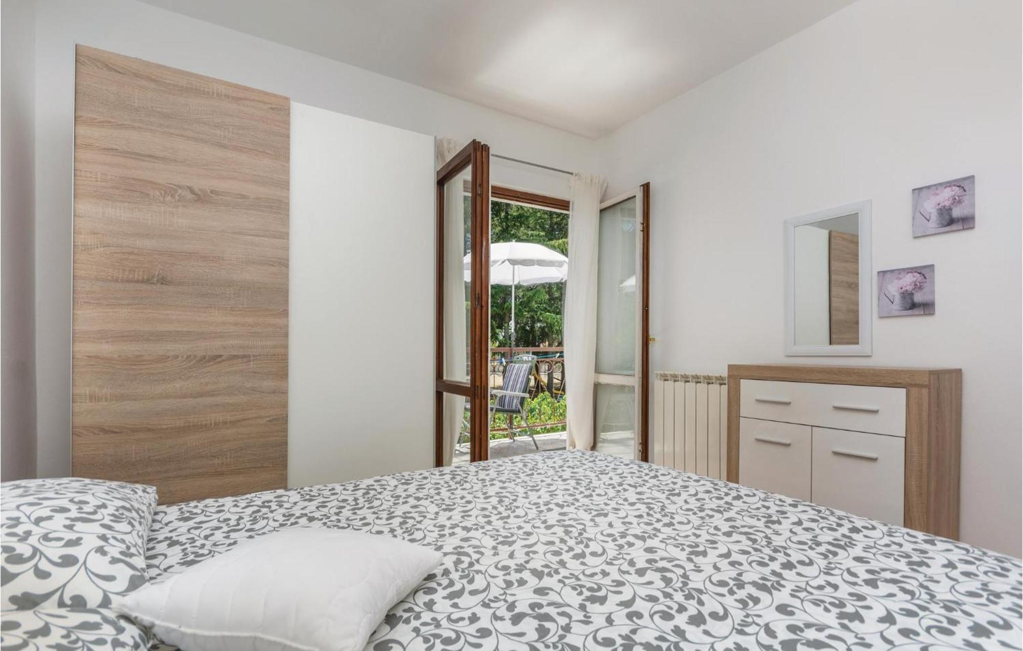 2 Bedroom In *