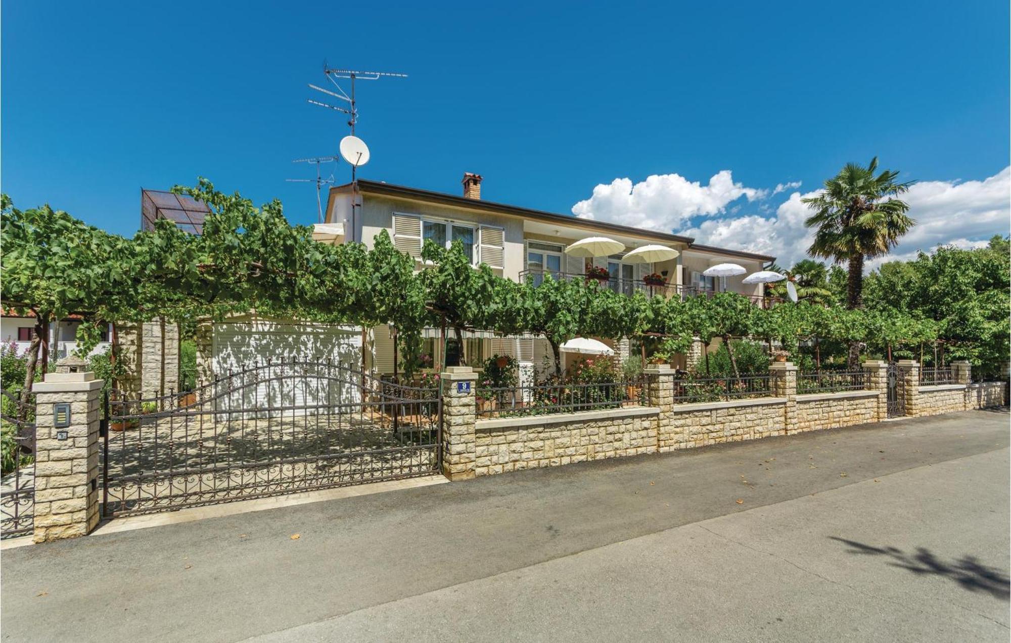 2 Bedroom In * Porec